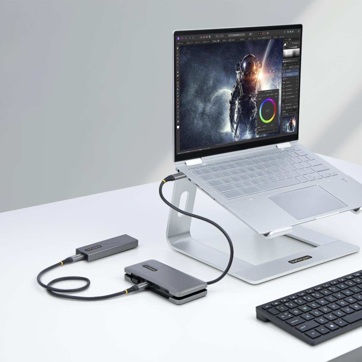 4-PORT USB-C HUB - 1X USB-A 3X thumbnail