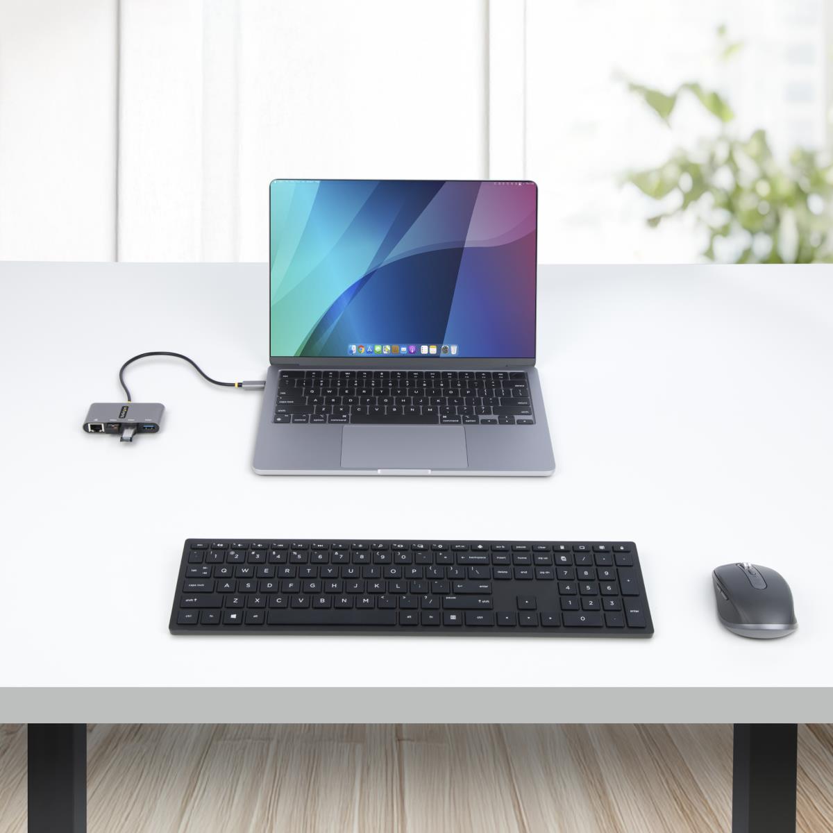 3 PORT USB C HUB WITH ETHERNET thumbnail