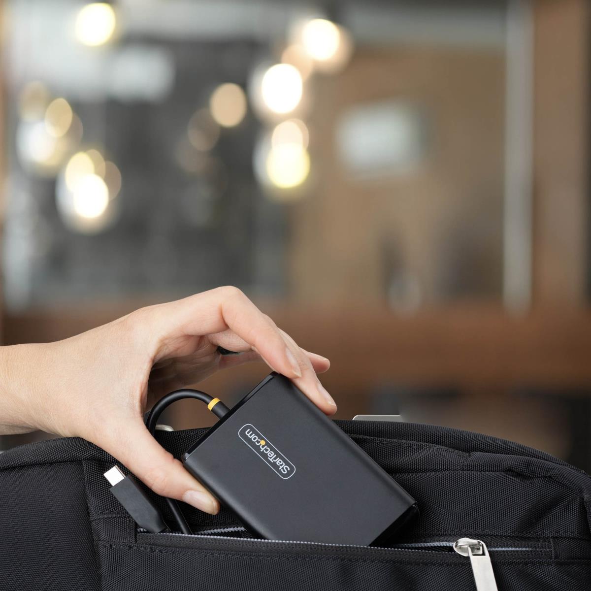 65W USB-C LAPTOP CHARGER thumbnail