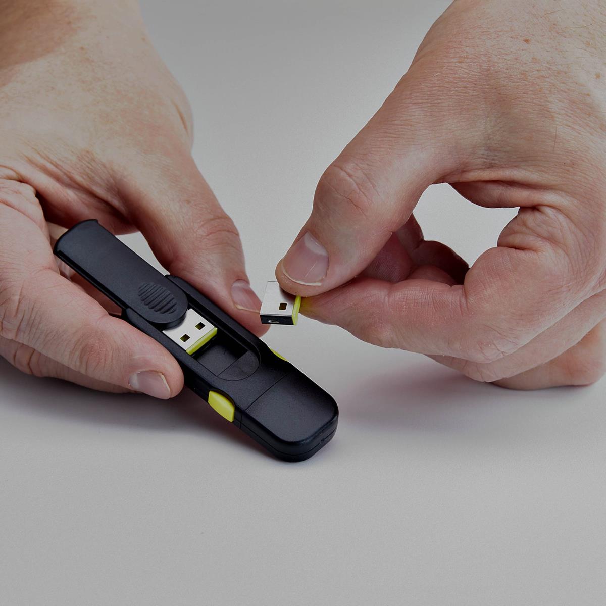 25-PACK PORT BLOCKER PLUGS thumbnail