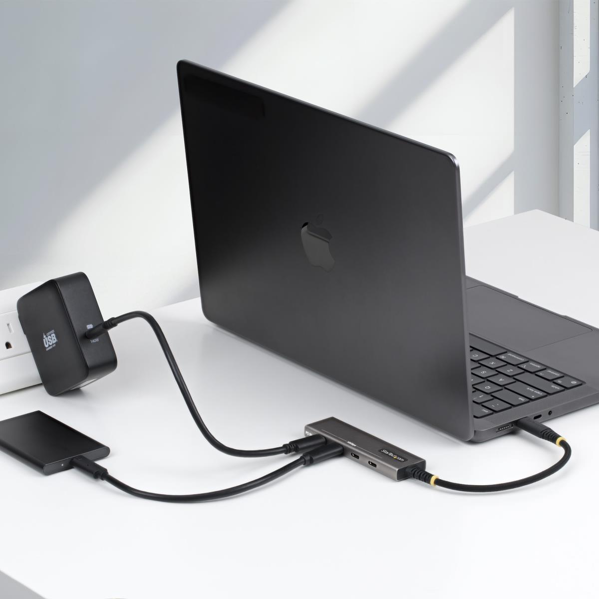 4-PORT USB-C HUB 10GBPS - thumbnail