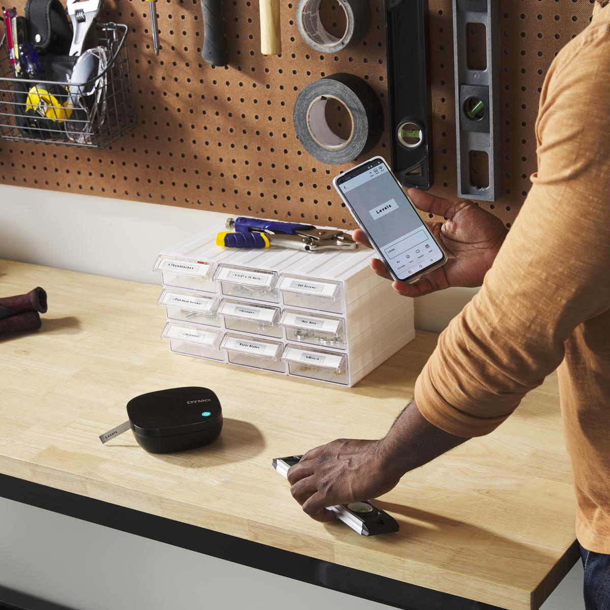 LetraTag LT-200B Bluetooth Label Printer thumbnail
