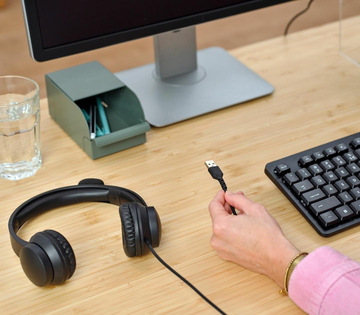 HS-201 USB PC HEADSET 25373 thumbnail
