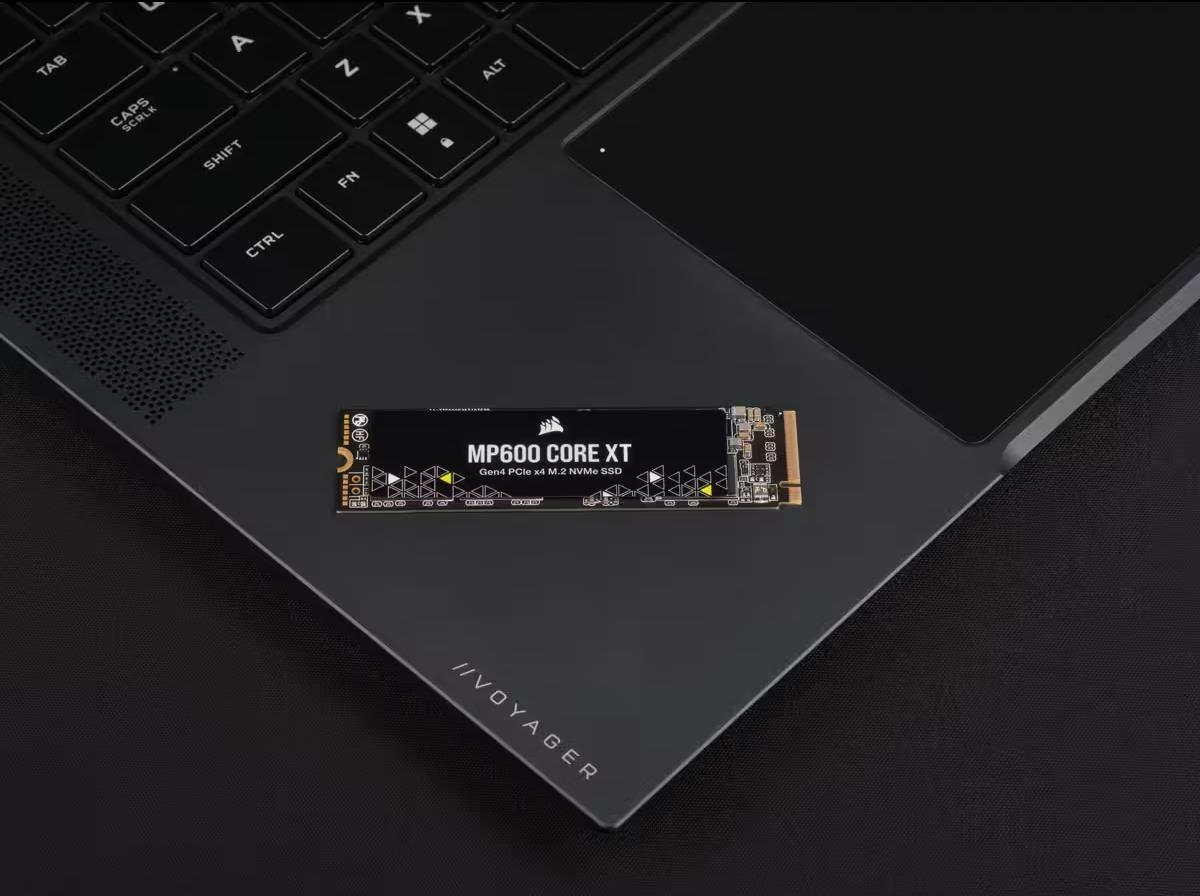 EU Product - SSD    4TB CORSAIR  M.2  PCI-E   NVMe Gen4 MP600 CORE XT retail thumbnail