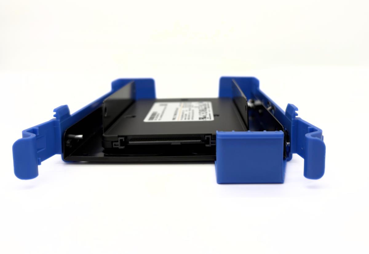 SSD 2TB 3.5in SATA 3D QLC in Hot Swap Caddy thumbnail