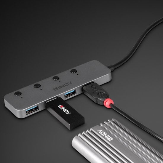 4 PORT USB 3.2 TYPE C HUB WITH ON/O thumbnail
