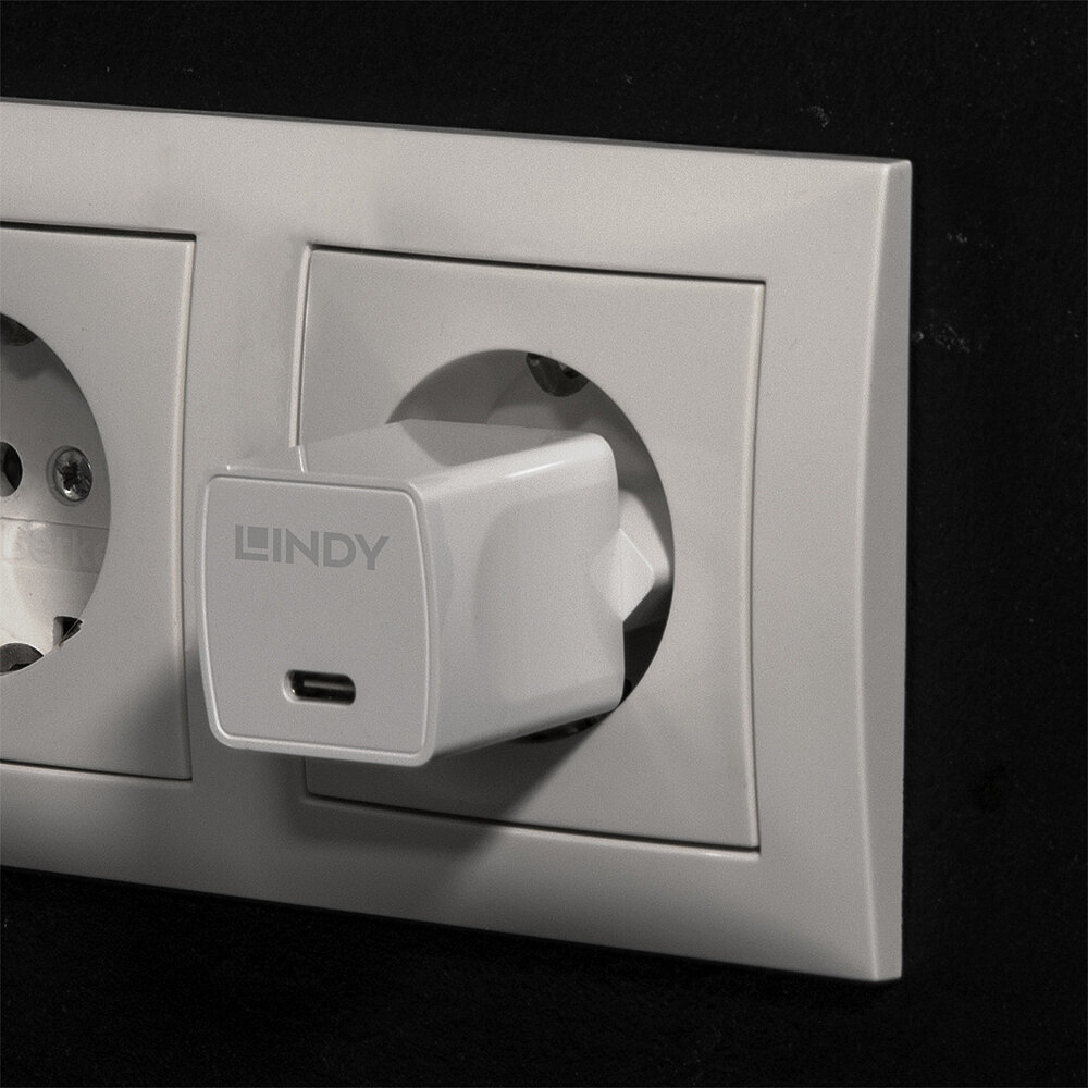 EU Product - 20W USB Typ C GaN Charger - Charger thumbnail