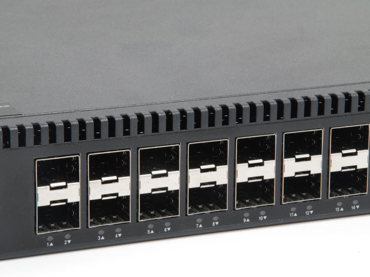 EU Product - LevelOne Switch 20xSFP/4x10GSFP+/+      KILBY 19
