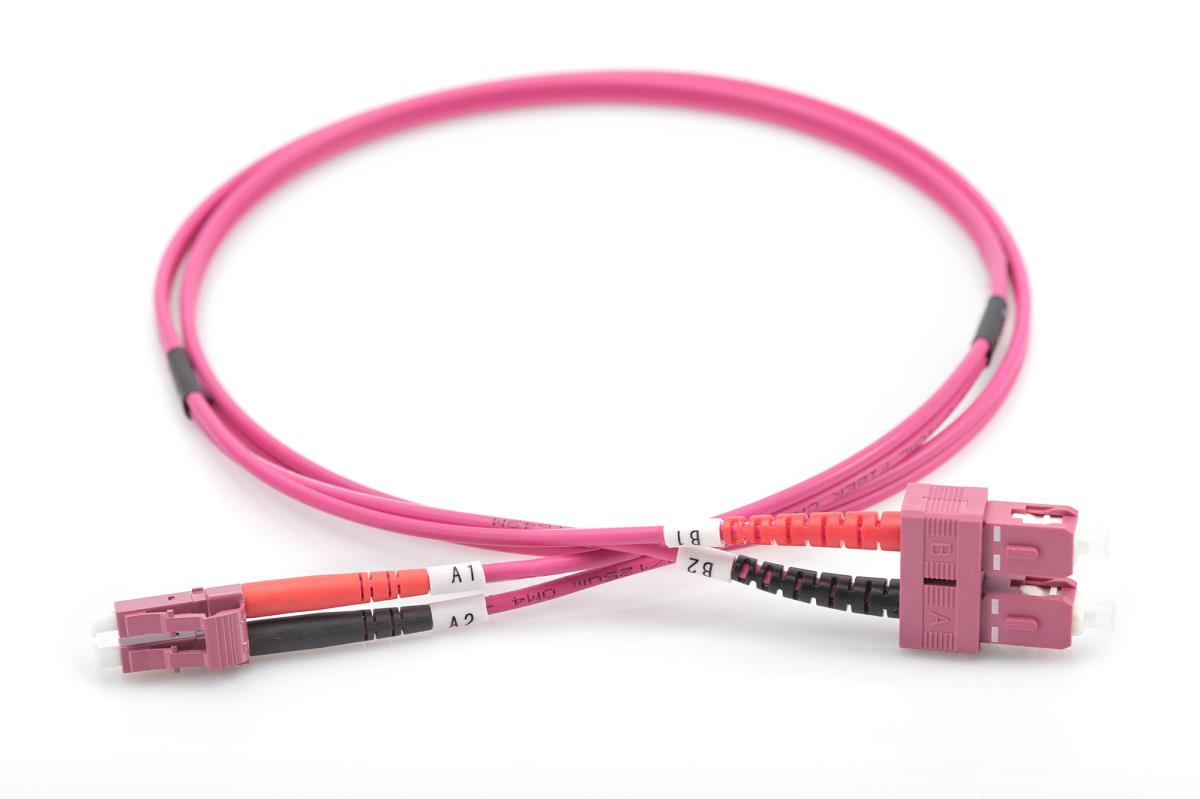 EU Product - LWL Patchkabel LC -> SC 5.00m  Multimode Duplex OM4 thumbnail