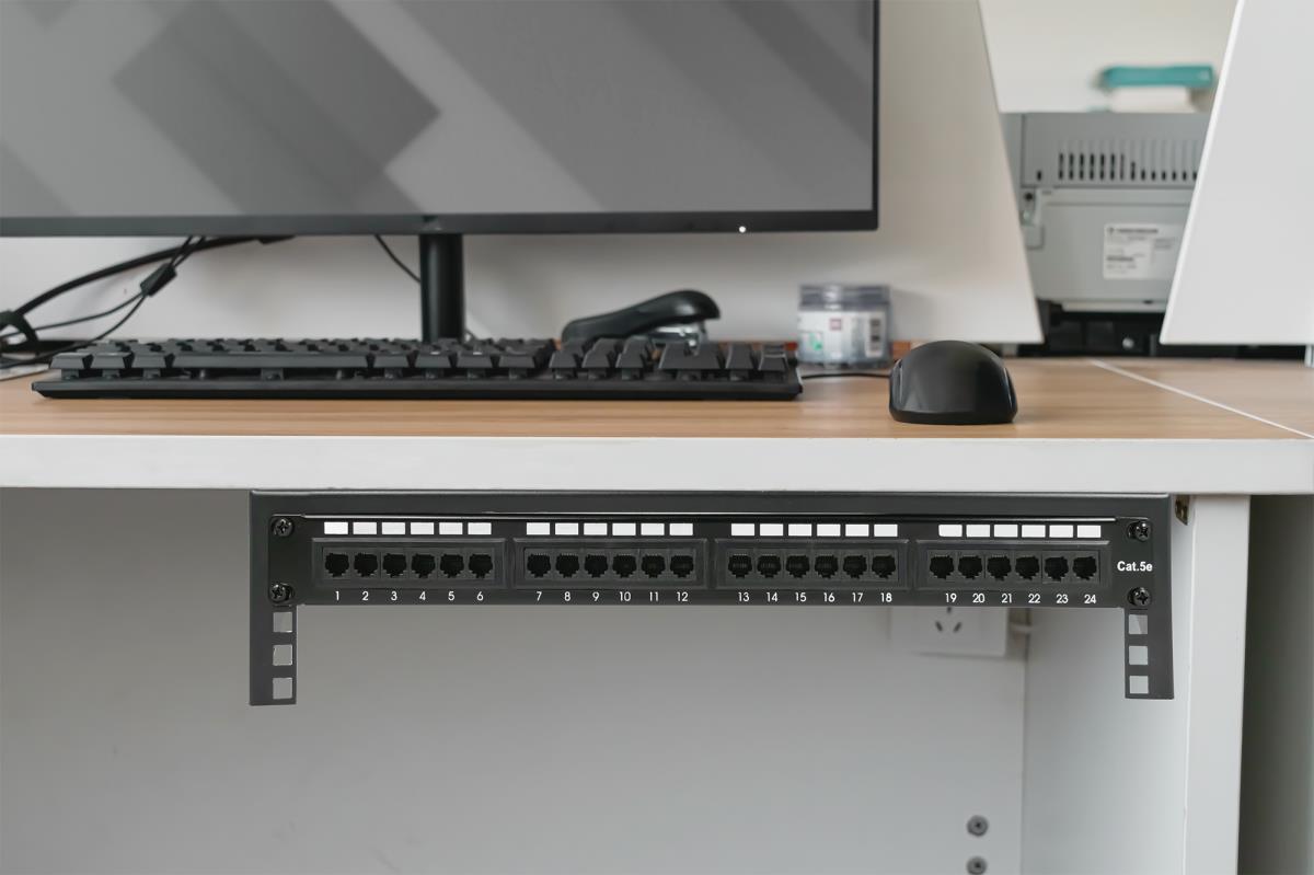 EU Product - 19-Zoll Equipment Wandmontage Halterung, 2HE thumbnail