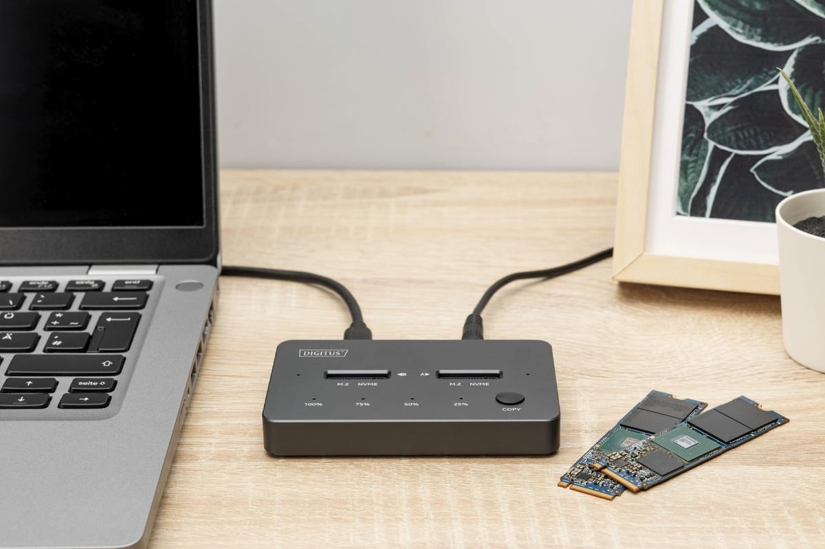 EU Product - USB M.2 NVMe Klonstation, SSD, USB3.1 Typ-C thumbnail