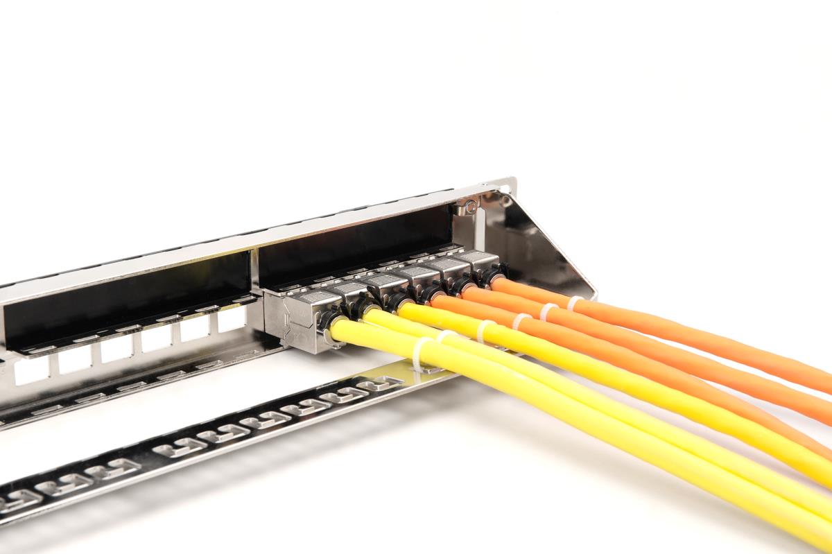 EU Product - Patch Panel geschirmt 24-Port 19