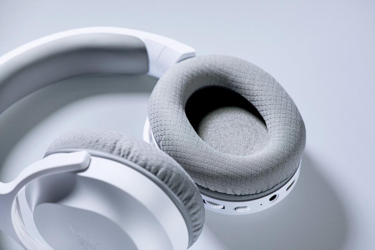 EU Product - Barracuda X - Headset - ohrumschlieend - Headset - 7.1 thumbnail