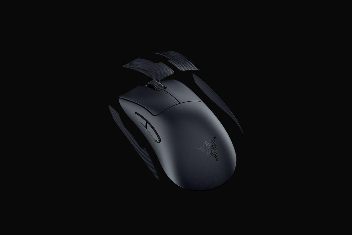 EU Product - DeathAdder V3 Pro thumbnail
