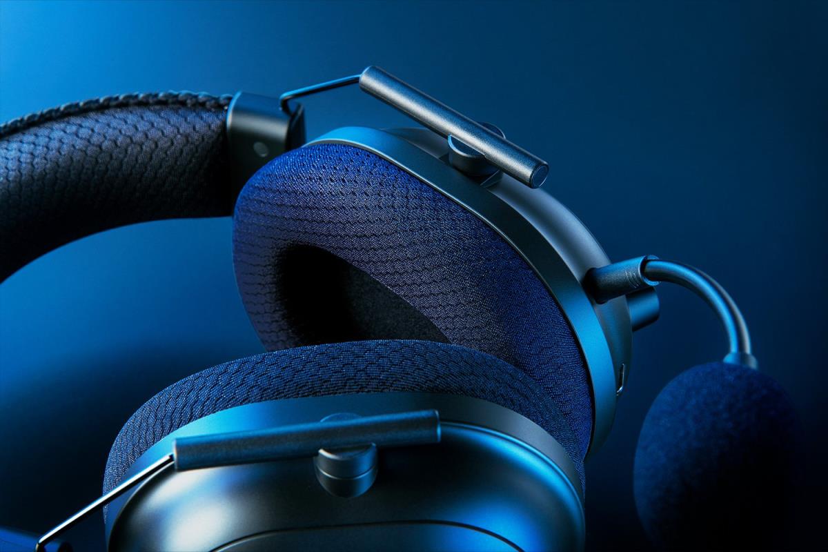 BLACKSHARK V2 PRO WIRELESS ESPORT HEADSET- BLACK thumbnail