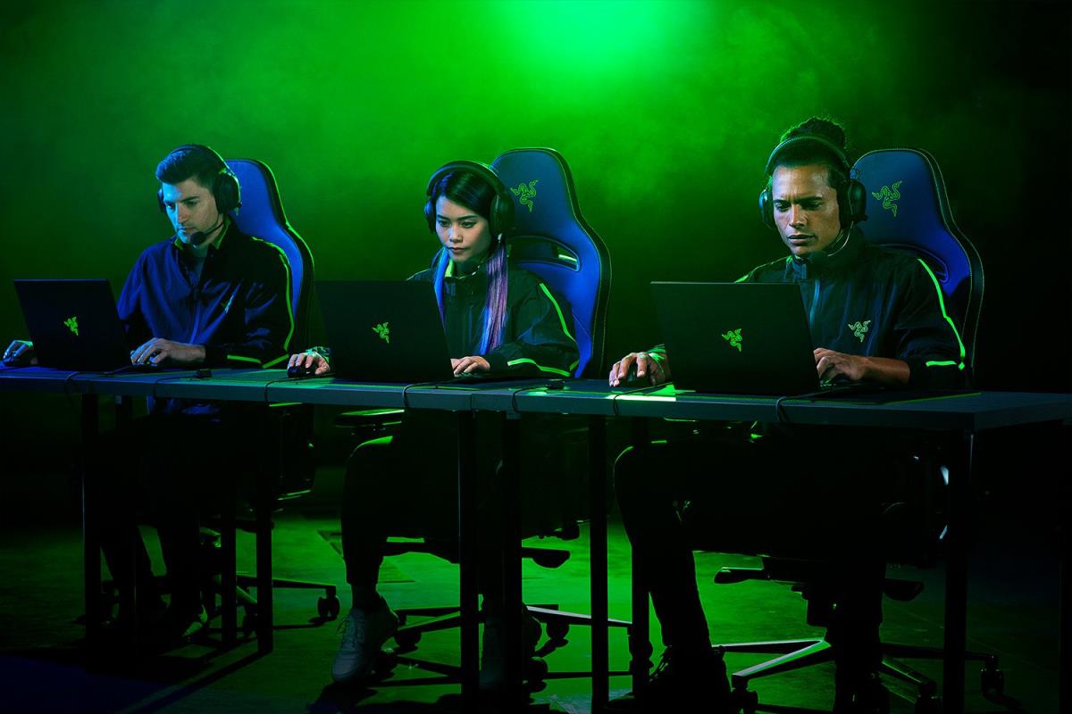 BLACKSHARK V2 PRO WIRELESS ESPORT HEADSET- BLACK thumbnail