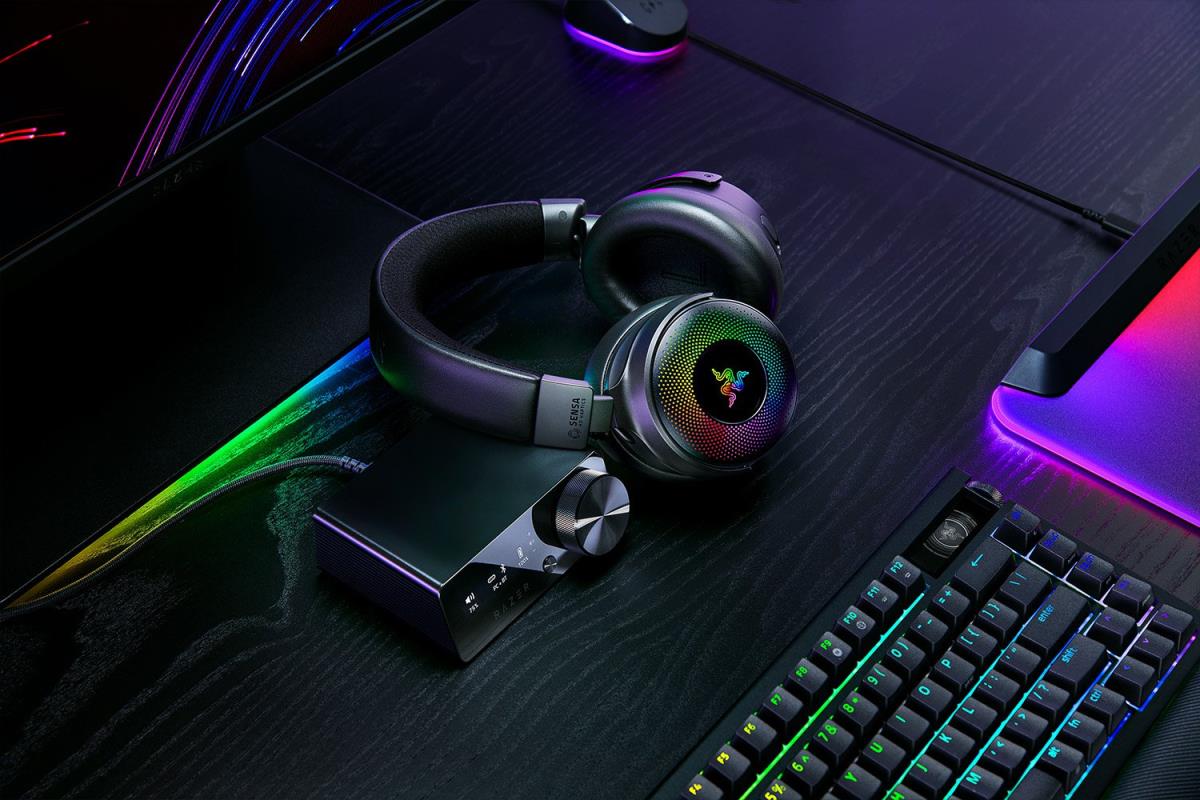 Kraken V4 PRO - Headset - full size - Bluetooth / 2.4 GHz radio frequency - wireless, wired - USB-A, 3.5 mm jack thumbnail