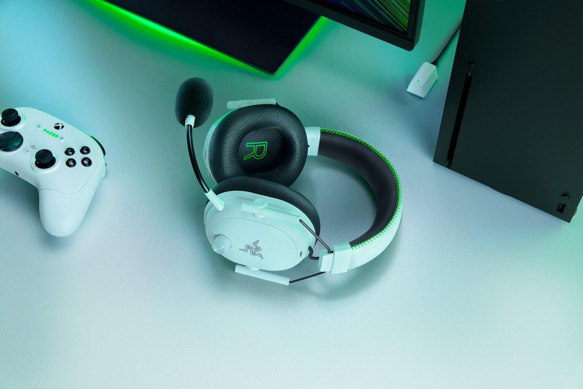 BLACKSHARK V3 PRO XBOX HEADSET WHT thumbnail