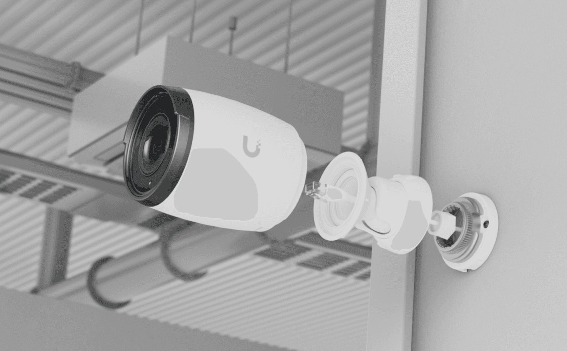 Indoor/outdoor 4K PoE camera with 3x optical zoom and long-distance smart detection capability thumbnail