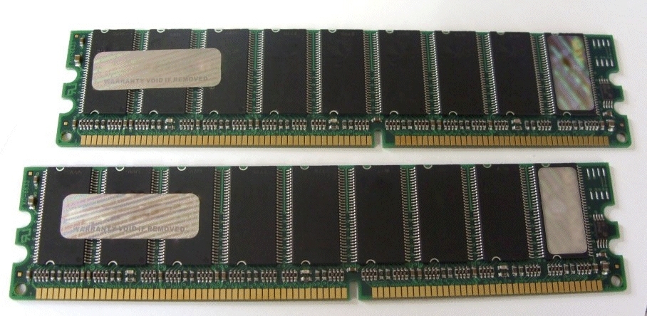 A Hypertec Legacy Hewlett Packard / Compaq equivalent 512MB ECC DIMM PC3200 from Hypertec thumbnail