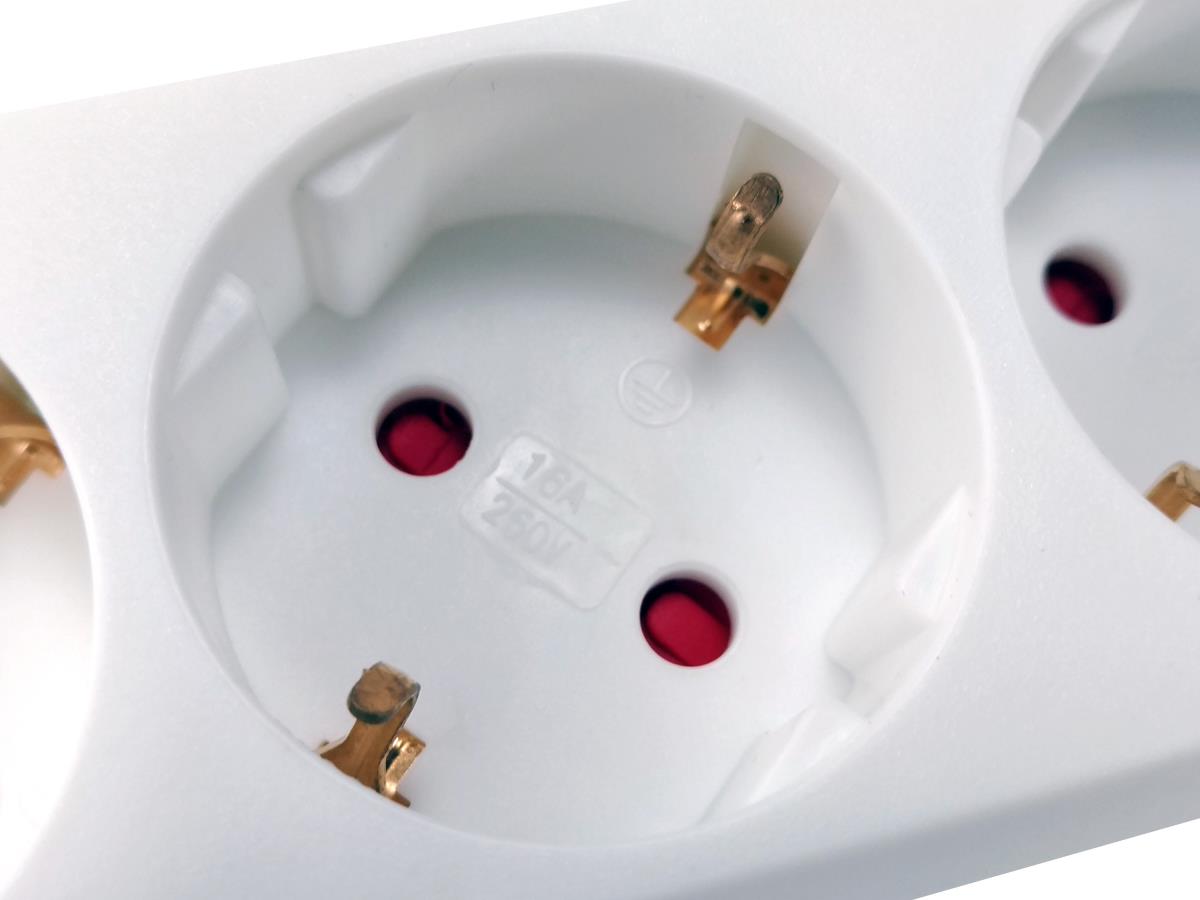EU Product - Steckdosenleiste 6xSchuko+Switch->St.90�CL ws.    Pla. thumbnail