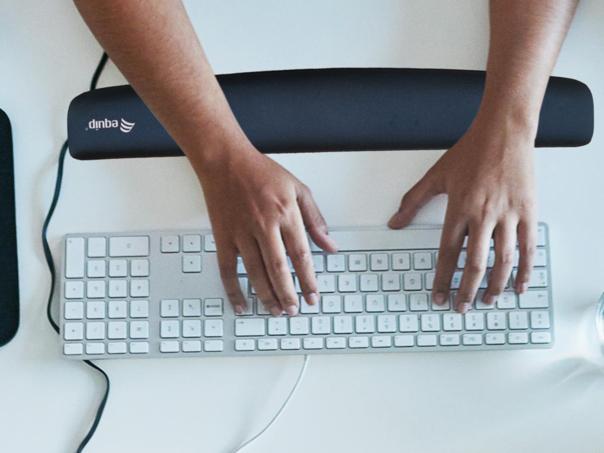 EU Product - Tastatur Handgelenkauflage                     schwarz thumbnail