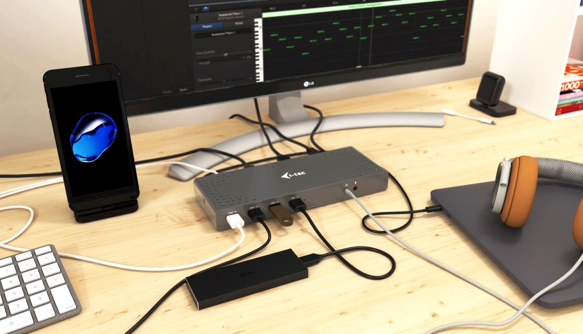 USB 3.0/USB-C 5K DOCK UK CADUAL4KDOCKUK thumbnail