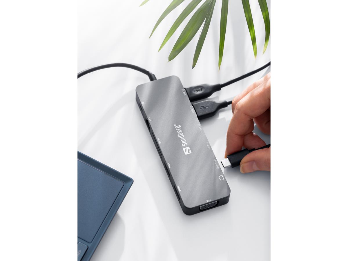 EU Product - US-C 13-in-1 rvel Dock thumbnail