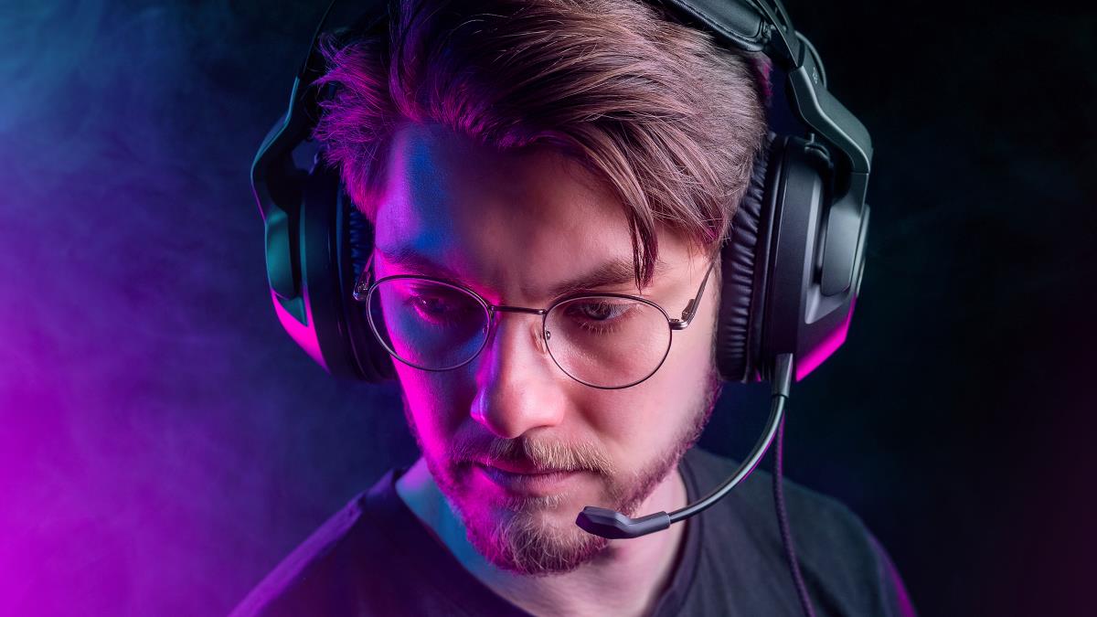 Gaming Headset - Over-ear - Elo 7.1 - Stereo - USB thumbnail