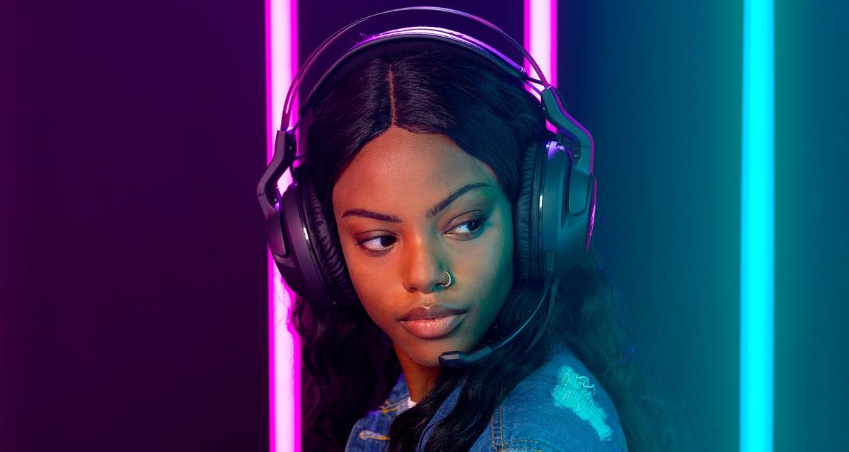 Gaming Headset - Over-ear - Elo 7.1 - Stereo - USB thumbnail