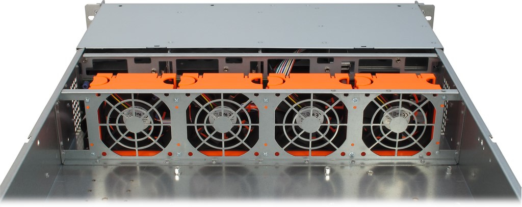EU Product - 48.3cm IPC 2U-2408    2HE  STORAGE thumbnail