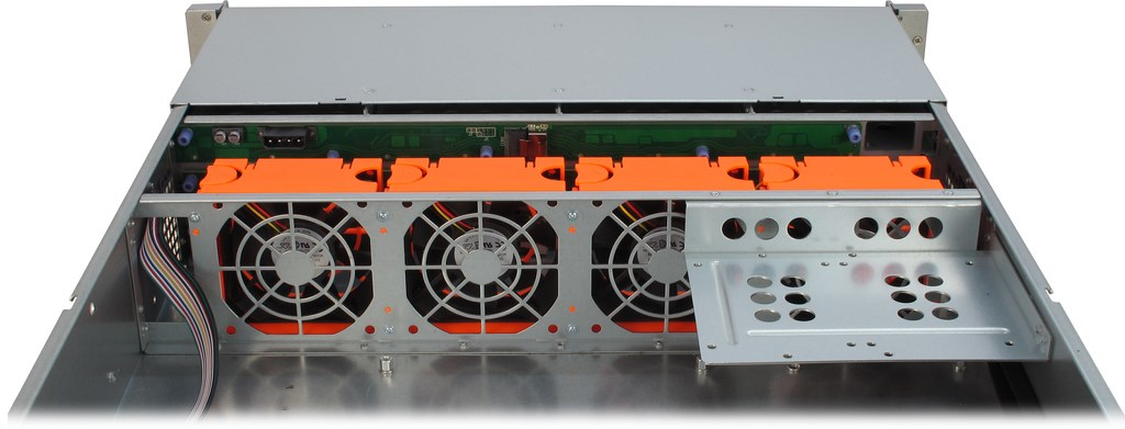 EU Product - 48.3cm IPC 2U-2412    2HE  STORAGE thumbnail