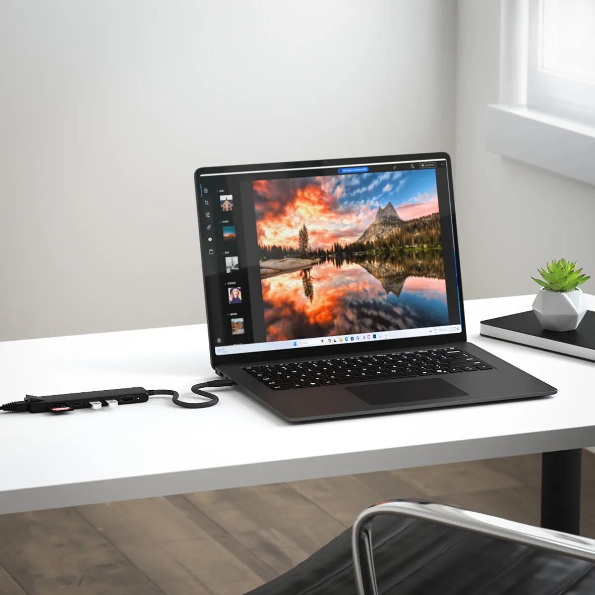 7-in-1 USB-C Slim Multi Adapter thumbnail