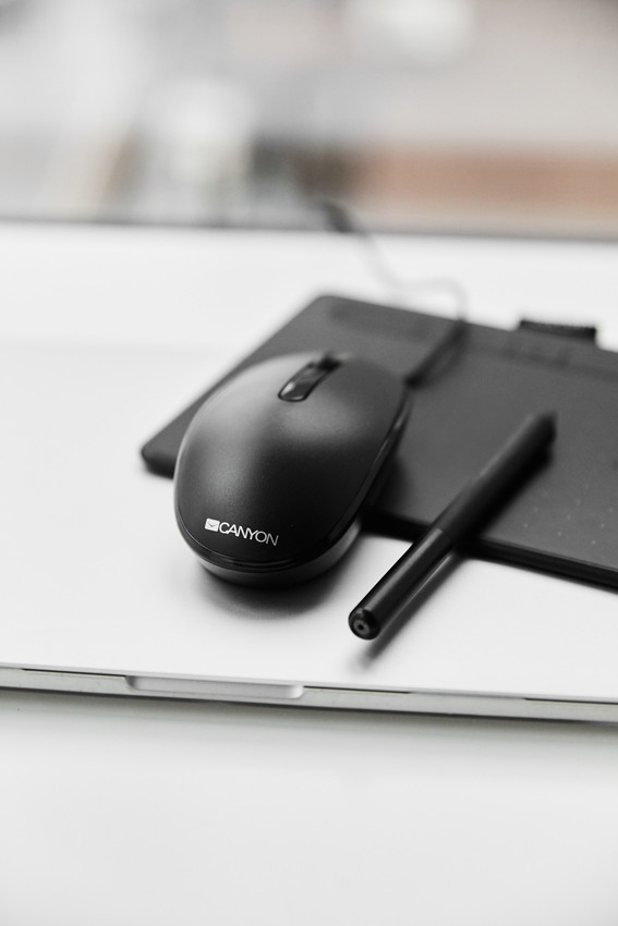 Wired Mouse With a Smooth Sliding Effect Black thumbnail