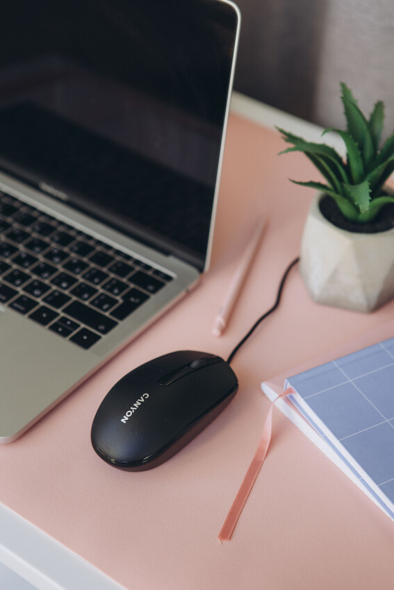 Wired Mouse With a Smooth Sliding Effect Black thumbnail