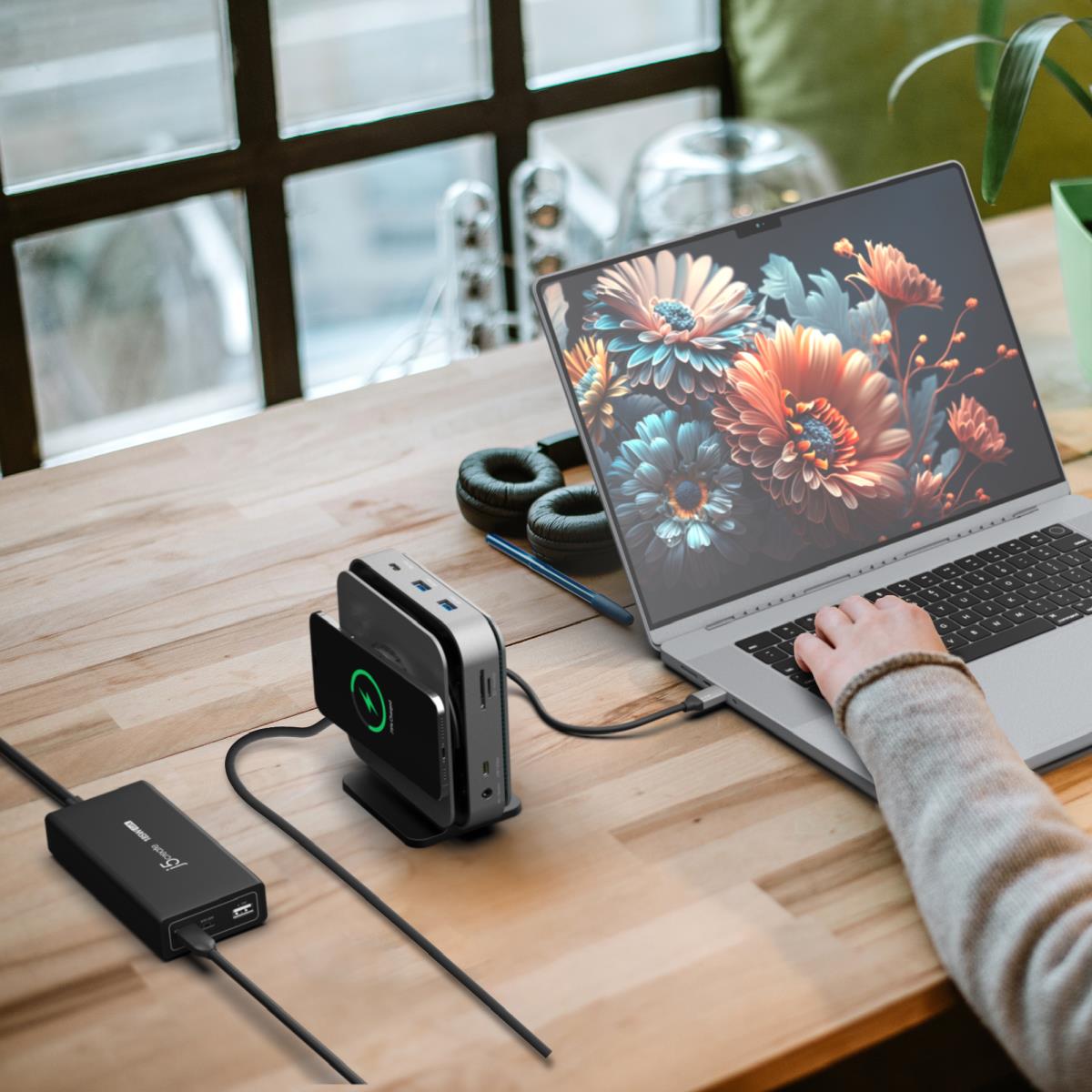 USB-C DOCK DUAL 4K HDMI thumbnail