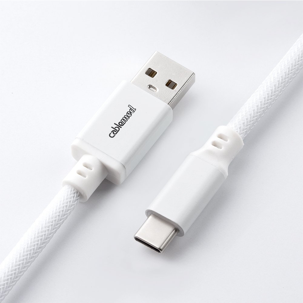 Cablemod CM-PKCA-CWAW-WW150WW-R USB cable 1.5 m USB A USB C White thumbnail